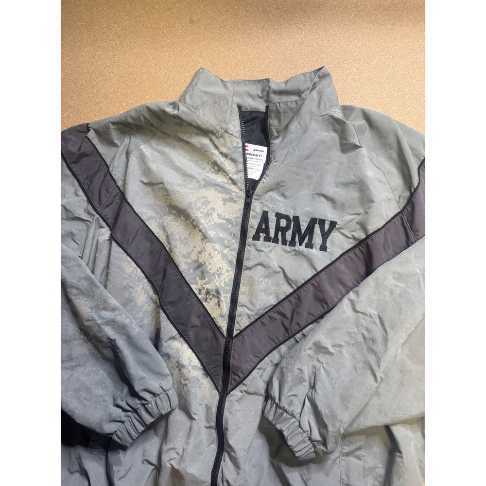 Skilcraft US Army IPFU PT Jacket Gray Digital Camo Reflective‎ Medium Regular